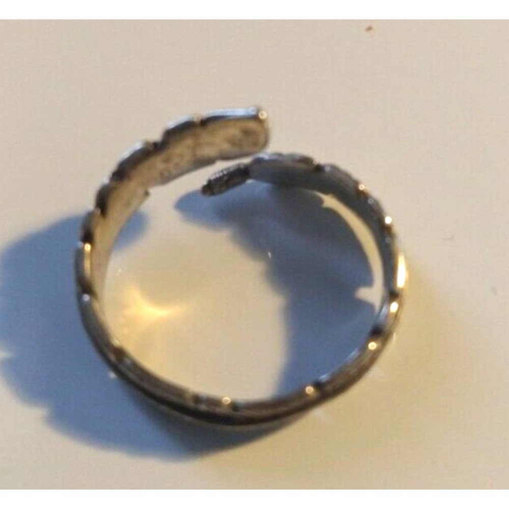 Women's Adjustable Feather Wrapped Ring Stamped 9… - image 4